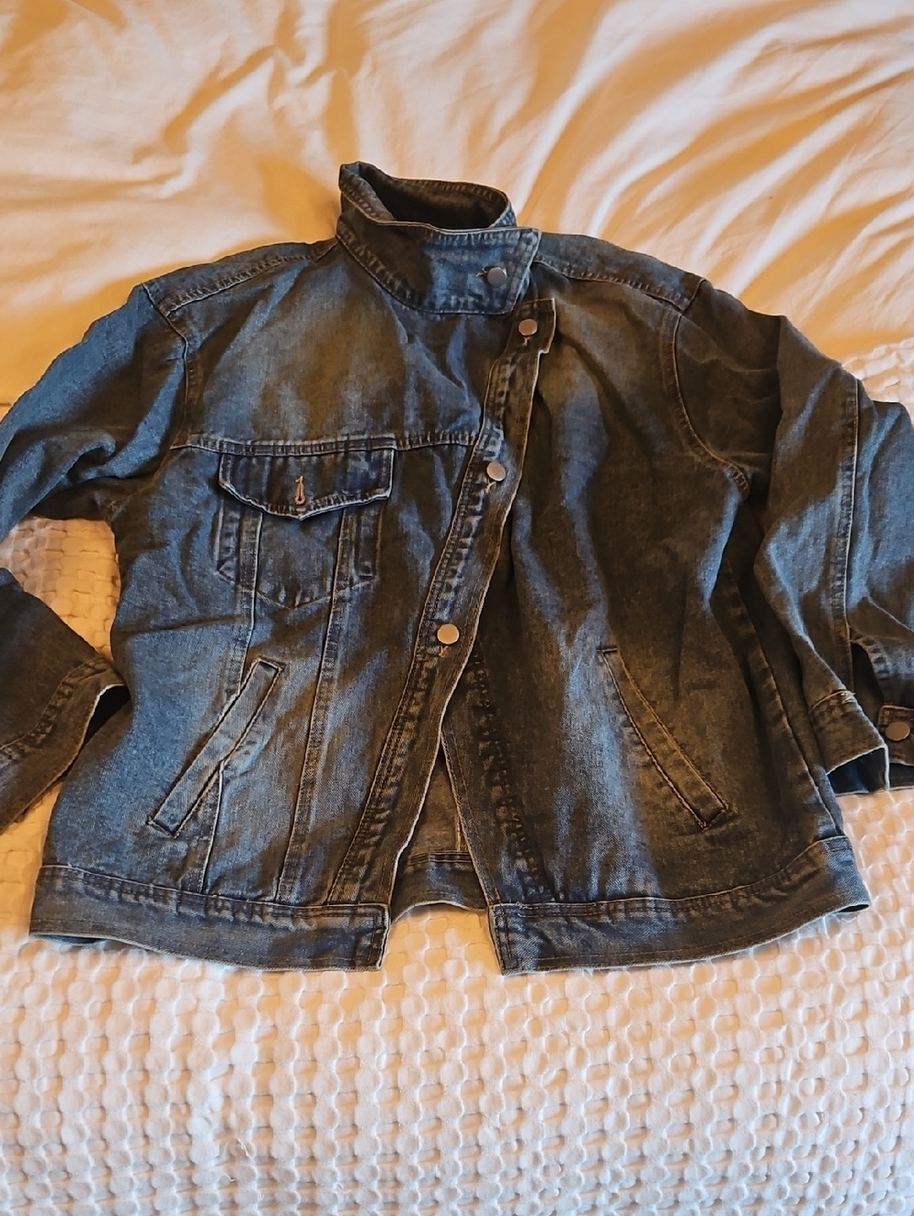 Classic Women's Dark Denim Jean Jacket